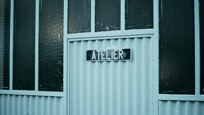 Quand un nom devient légende : l'identité des maisons qui traversent les siècles