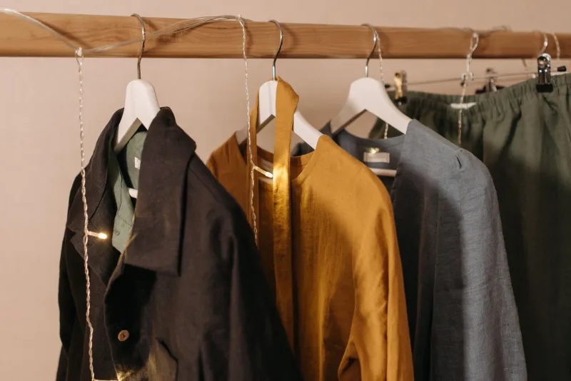 La richesse de l'essentiel : quand choisir peu devient le véritable luxe